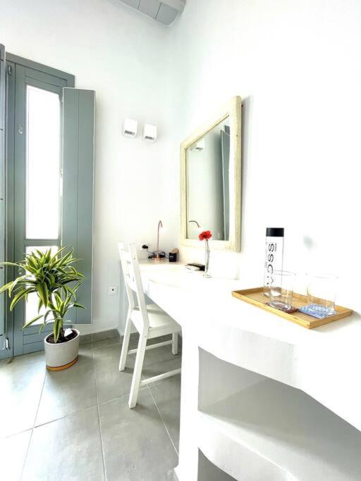 Casa de férias Lalu Mykonos - Sunset - 3 Ensuite Br, 140sqm, 2022 Renovated Mykonos Town