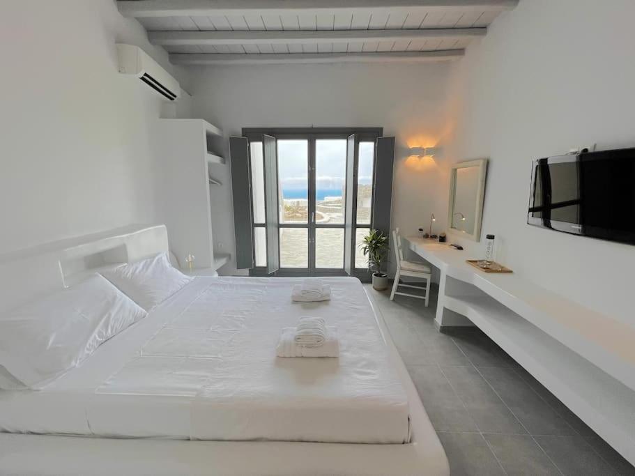 Casa de férias Lalu Mykonos - Sunset - 3 Ensuite Br, 140sqm, 2022 Renovated Mykonos Town
